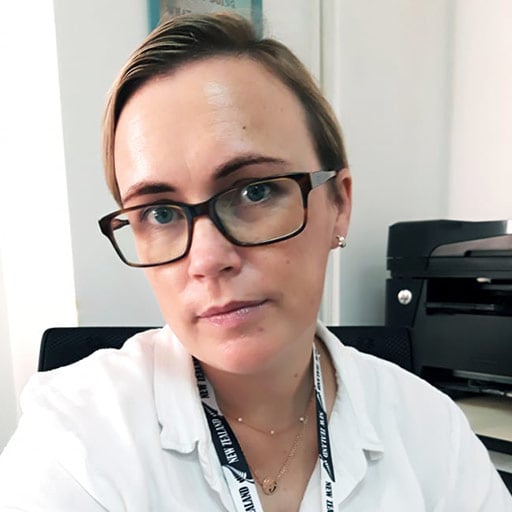 bio-elizabeth-bradley